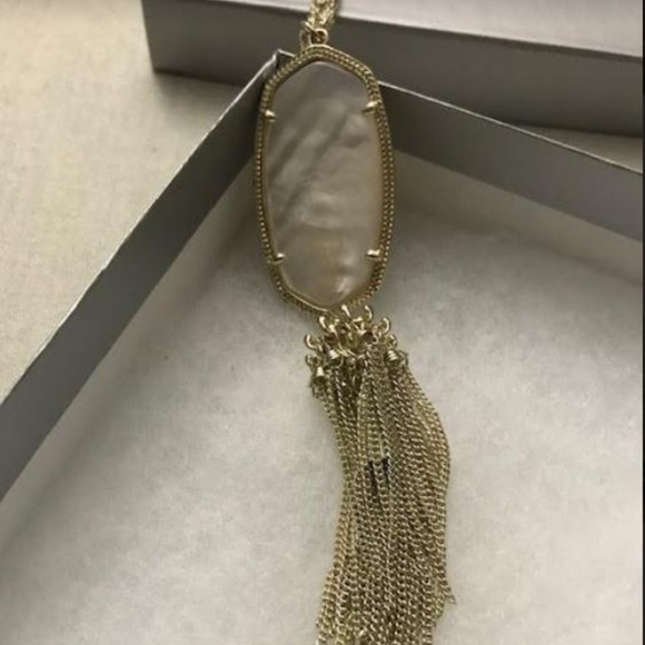 Rayne Silver Long Pendant In Ivory Mother of Pearl - Picture 2 of 6